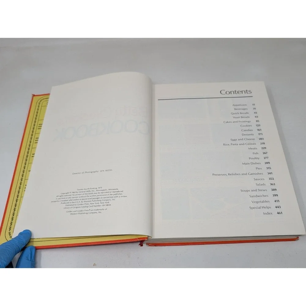 Betty‎ Crocker's Cookbook 1975 25th printing Hardcover VTG 1969 Red Pie Cover